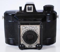 Pajtás fényképezőgép eredeti bőr tokjában (sérült!) / Pajtás photo camera with leather case (with fault!)