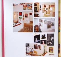 A műgyűjtés dicsérete. 15 éves a látványtár. Bp., é.n., Első Magyar Látványtár Alapítvány. Kartonált...