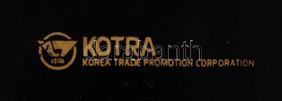 Gyöngyházberakású ékszeresládikó Koreából / 
Jewellery box with nacre inlay from Korea, 13,5x9x6,5cm