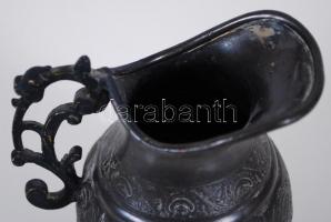 cca 1900 Növényi motívumokkal díszített kis ón kiöntő (sérült) / 
Tin jug with floral decoration (wi...