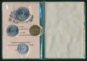 1977. 2f-10Ft 9klf "Magyar Népköztársaság" forgalmi érméi méregzöld műbőrtokban T:1