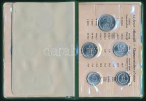 1977. 2f-10Ft 9klf "Magyar Népköztársaság" forgalmi érméi méregzöld műbőrtokban T:1