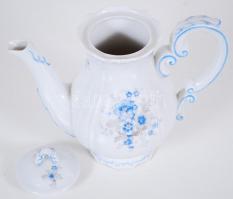 Virágokkal díszített, pajzspecsétes Zsolnay porcelán teakiöntő / 
Zsolnay porcelain tea kettle with ...