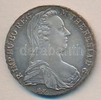Ausztria 1780SF Tallér Ag "Mária Terézia" utánveret T:1- dísztokban Austria 1780SF Thaler Ag "Maria Theresia" restrike C:AU in case