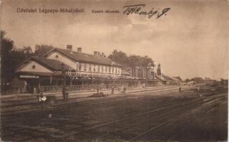 Legenyemihályi railway station