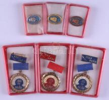 ~1970-80. "MÁV" szolgálati jelvények és emlékérmek 10,20,30,35,40,45 év után, teljes sor, mindegyik eredeti plasztiktokban T:1