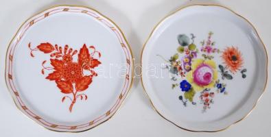 6db kézzel festett aranyozott jelzett Herendi tálka díszdobozban / 
6 hand painted gold plated littl...