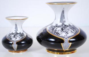 Szász Endre után, 2db jelzett Hollóházi váza az Arcok c. sorozatból /  Hollóházi porcelain vases, 10cm, 16cm