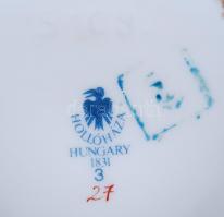 Szász Endre után, 2db jelzett Hollóházi váza az Arcok c. sorozatból / 
Hollóházi porcelain vases, 10...