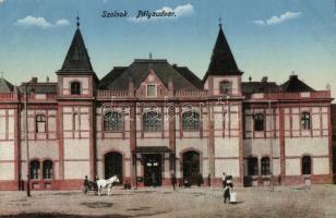 Szolnok vasútállomás