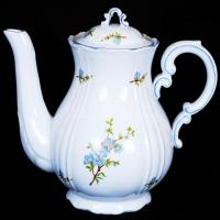 Virágokkal díszített jelzett Zsolnay teakiöntő /  Porcelain tea kettle with floral decoration, 22cm