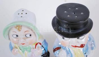 Úr és hölgy formájú, kézzel festett porcelán só- és borsszóró / 
Hand painted porcelain salts in the...