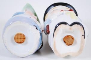 Úr és hölgy formájú, kézzel festett porcelán só- és borsszóró / 
Hand painted porcelain salts in the...