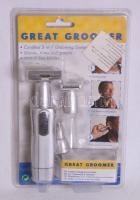 Kis bolhatétel: Great Groomer 3 funkciós elemes borotva, duplapengés borotvafej 3 pótfejjel, bajusz- szakáll- és orrszőrvágó fejjel, bontatlan; Jordache Men by Paco Rabanne Eau de Toilette férfi parfüm; és egy retró férfi műbőr brifkó