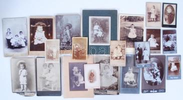 cca 1880-1930 21 db keményhátú fotó gyermekekről / Vintage photos of children