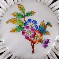 Kézzel festett, Viktória mintás Herendi porcelán hibátlan fonott kosárka. / 
Herend chinaware d: 14 ...