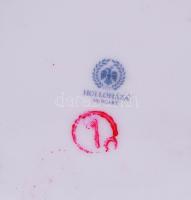 Hollóházi kis tétel: Kottát olvasó udvar hölgy, virágos váza, jelzettek, hibátlanok, m:21,23 cm/
Hol...