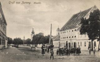 Zurány Main street