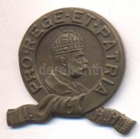Osztrák-Magyar Monarchia 1914- "I. Honvéd huszárezred PRO REGE ET PATRIA" aranyozott tombak sapkajelvény (26x29mm) tű nélkül T:2 Austro-Hungarian Monarchy 1914- "I. H.H. PRO REGE ET PATRIA" gilt tombac cap badge (26x29mm) without pin C:XF