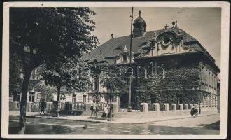 Komárom Palace of Culture (EK)