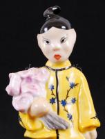 Herendi kínai kislány, kézzel festett, jelzett, hibátlan, m: 12 cm / Herend girl with flowers in fla...