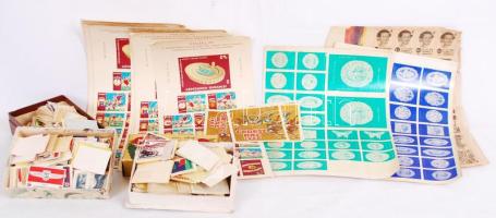 Néhány ezer darabos gyufacímke gyűjtemény hozza komplett ívekkel