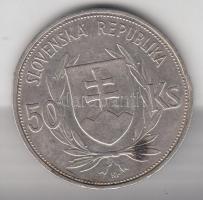Szlovákia 1944. 50K Ag "Függetlenség 5. évfordulója" T:2/2-
Slovakia 1944 50 Korun Ag &quo...