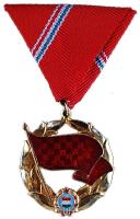 1957. "A Munka Vörös Zászló Érdemrendje" 1957-es címer, aranyozott Br kitüntetés mellszalaggal T:1- Csak 594 adományozás! Hungary 1957. "Order of Merit of the Red Banner of Labour" with 1957 coat of arms on ribbon, gilt Br decoration on ribbon. Only 594 pieces of this version C:AU