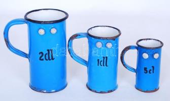 Ital kimérő szett  3 db (0,5 dl,1 dl,2 dl), zománcozott vas, jelzett Kőbányai Zománcárugyár cca 1950, kis lepattanásokkal