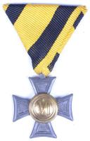1911-1918. "Katonai Legénységi Szolgálati Jel III. osztálya" hadifém kitüntetés szalaggal T:2 Hungary 1911-1918. "Military Service Medal 3rd class" on ribbon C:XF