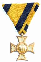 1867-1913. "Katonai Legénységi Szolgálati Jel II. osztálya" aranyozott hadifém kitüntetés szalaggal T:1- Hungary 1867-1913. "Military Service Medal 2nd class" gilt decoration on ribbon C:AU