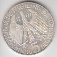 NSZK 1969G 5M Ag "Theodor Fontane" T:PP
GFR 1969G 5 Mark Ag "Theodor Fontane" C:...