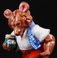 Herendi mézet cipelő maci, kézzel festett, jelzett, hibátlan, m:14 cm/ Handpainted Herend porcelain ...