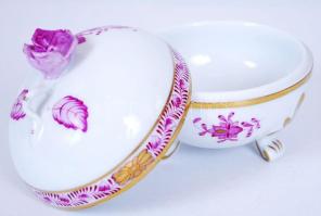 Herendi Apponyi mintás rózsás bonbonier, kézzel festett, jelzett, rózsán nagyon apró lepattanás, d:8...