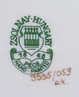 Kézzel festett Zsolnay porcelán tálka, jelzett, hibátlan, d:12 cm /
Hand-painted chinaware plate