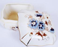 Kézzel festett Zsolnay ékszeres doboz, jelzett, hibátlan / Hand painted Zsolnay box 11×11 cm