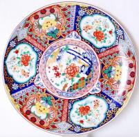 Jelzett, modern japán imari porcelán tál /  Modern Japanese Imari plate, hallmarked, d: 26cm