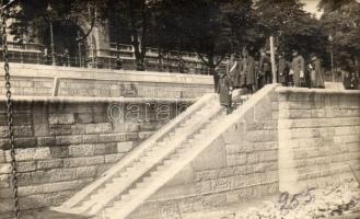 1920 Budapest rakpart, vonuló katonatisztek, photo