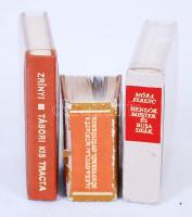 3db minikönyv: Zrínyi Miklós: Tábori kis tracta; Móra Ferenc: Hendók mester és Busa diák; Miniatűr könyvekről gyűjtőknek