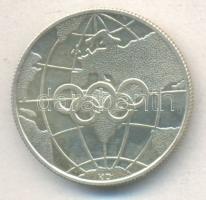 Csúcs Viktória (1934-) 1972. "München / Miasszonyunk templom" Ag emlékérem nemesfém és pén...