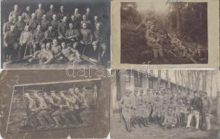 13 db régi fotólap katonákról, csoportképek / 13 photo postcards about soldiers, group photos