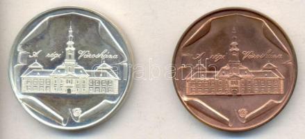 Lapis András (1942-) 1984. "100 éve épült újjá a szegedi Városháza" Ag + Br emlékérem pár ...