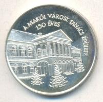Fritz Mihály (1947-) 1986. "MÉE / 150 éves a Makói Városi Tanács épülete" Ag emlékérem (35...