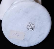 StoneLite, Prof Bessi után: Beethoven, alabástrom büszt, márvány talapzaton, m:24 cm/ Beethoven alab...