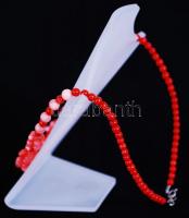 Korall nyaklánc ezüst (Ag) szerelékkel / 
Red coral necklace with silver accessories, 42cm