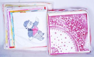 105 klf darabos szalvétagyűjtemény