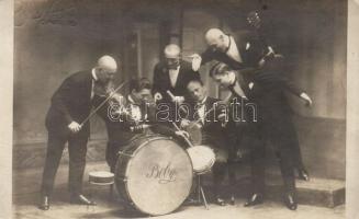 Musicians band photo (EK)