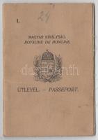 1935 Puhafedeles, fényképes, magyar útlevél /
Hungarian passport