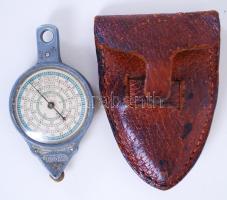 Freiberg térképészeti műszer, jelzett, bőr tokban, nem működik 6×4 cm