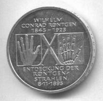 Németország 1995D 10M Ag "W.C. Röntgen" T:P
Germany 1995D 10 Mark Ag "W.C. Rontgen&qu...
